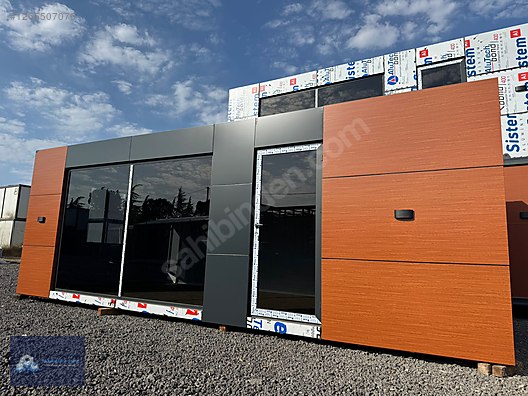 Machinery / Industrial / Containers & Cabins / Containers