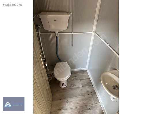 Machinery / Industrial / Containers & Cabins / Containers