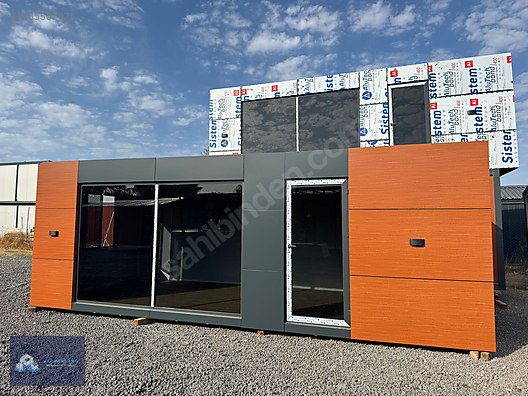 Machinery / Industrial / Containers & Cabins / Containers