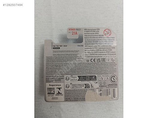 Mattel Diecast Model 1:64 Porsche Araba