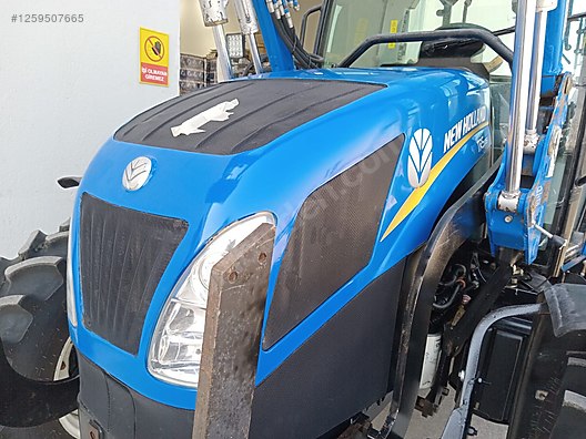 Machinery / Agricultural Machines / Tractors / New Holland / TR5.105