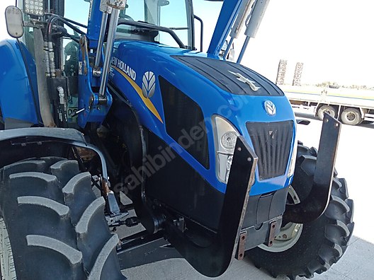 Machinery / Agricultural Machines / Tractors / New Holland / TR5.105