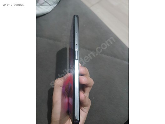 Used & Brand New Items / Cell Phones & Accessories / Cell Phones / Omix / X600