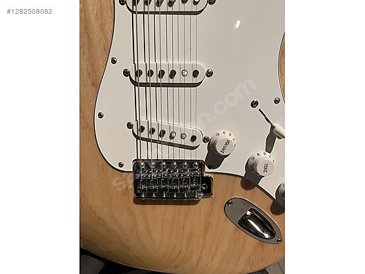 İkinci El ve Sıfır Alışveriş / Müzik / Müzik Aletleri / Telli Çalgılar / Gitar / Elektro