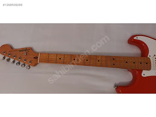 Squier Elektro Gitar