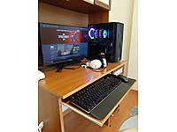 oyuncu bilgisayarı mönitor ve kasa