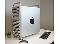 Apple mac pro 2019 x eon 64RAM 1TBSSD 8GB EKRAN