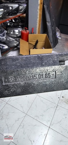 Mercedes E Tampon (Arka)