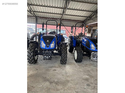 Machinery / Agricultural Machines / Tractors / New Holland / TT60 Classic