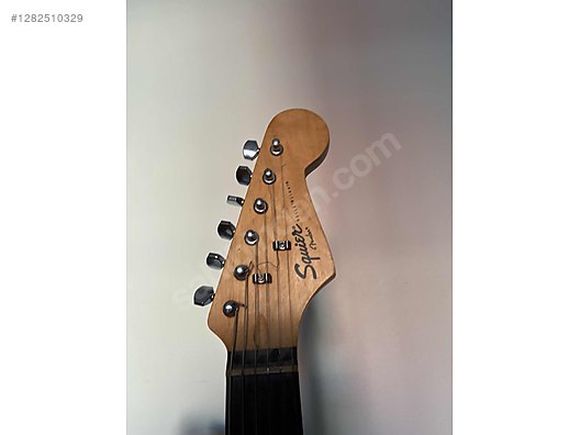 Squier Elektro Gitar