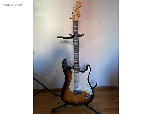 İkinci El ve Sıfır Alışveriş / Müzik / Müzik Aletleri / Telli Çalgılar / Gitar / Elektro