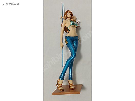 ONE PIECE Nami GLITTER &GLAMOURS NAMISPECIAL COLOR A - Bandai 1:10