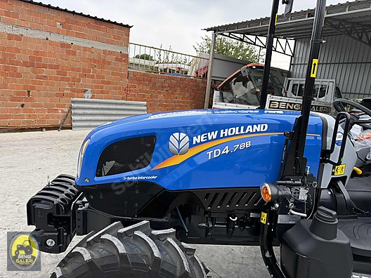 Machinery / Agricultural Machines / Tractors / New Holland / TD4.78B