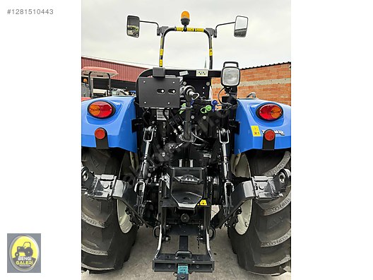 Machinery / Agricultural Machines / Tractors / New Holland / TD4.78B