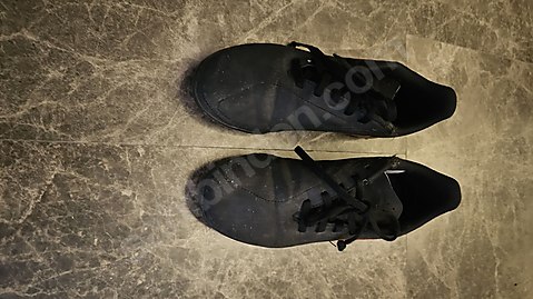 Adidas halı saha ayakkabısı. Az kullanılmış. Tertemiz. 34 numara