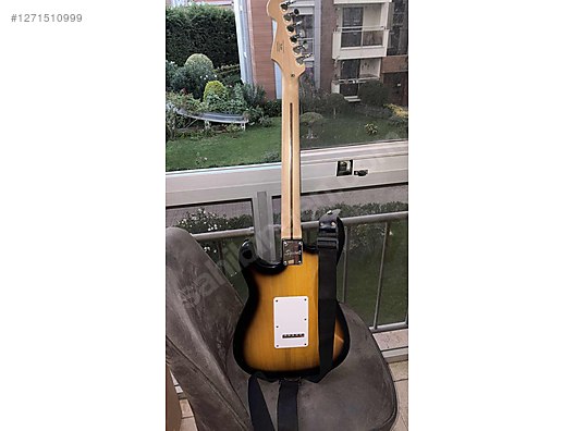 Squier Elektro Gitar