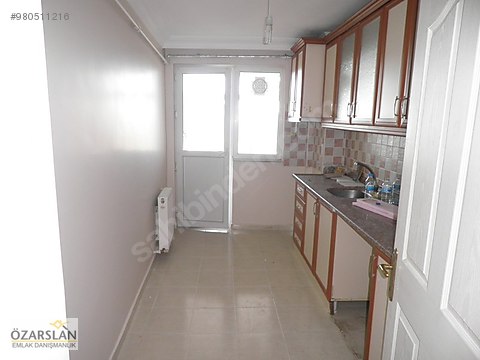 halkali meydan da kiralik 3 1 120 m2 guney cephe daire ozarslan kiralik daire ilanlari sahibinden com da 980511216