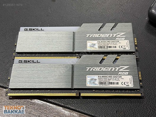 G.Skill Trident Z F4-4000C18D-32GTZR RGB DDR4-4000 MHz CL18 32GB