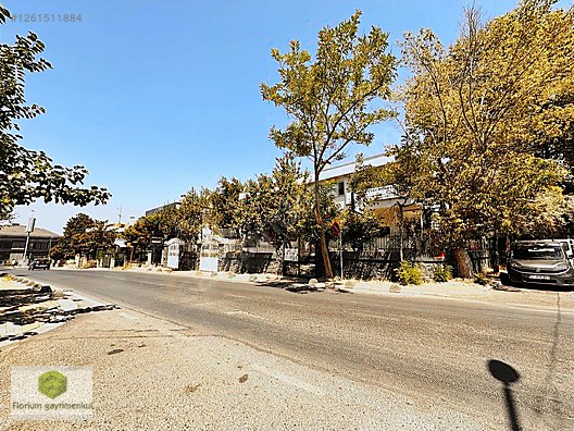 FLORİUM DAN İYİ KONUMDA 7+2 TRİPLEX KİRALIK VİLLA İŞYERİ #1261511884