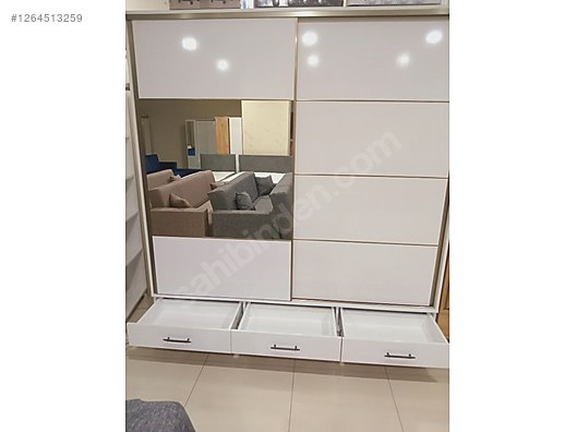 İkinci El ve Sıfır Alışveriş / Ev Dekorasyon / Mobilya / Yatak Odası / Gardırop