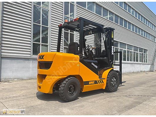 Machinery / Industrial / Carrying & Stacking Equipment / Forklifts / For Sale / Vmax