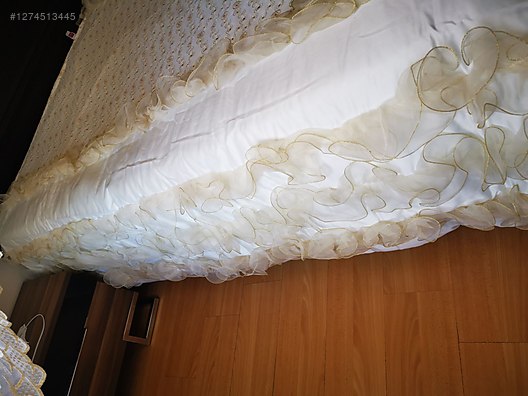 Used & Brand New Items / Home Decor / Home Textiles / Bedspread