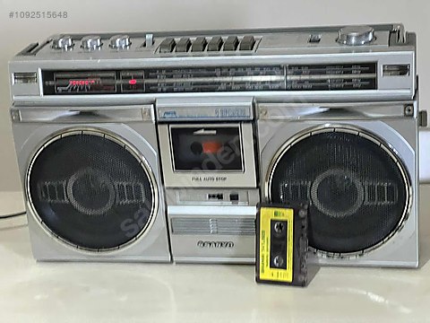 Sanyo Analog Portatif Radyo - SANYO M-9935K ÖRGİNAL JAPAN NENŞELİ