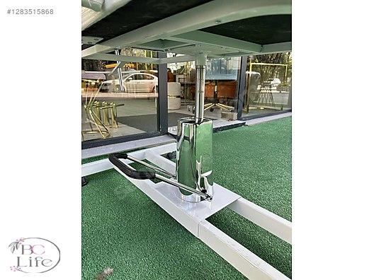 Used & Brand New Items / Beauty & Healthcare / Professional Equipment / Hair Salon Equipment / Fixtures