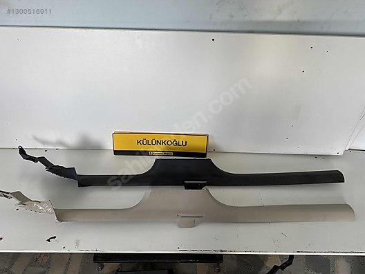 SKODA SÜPERB SOL YAN MAŞPİYEL PLASTİĞİ KAPLAMASI 8V0853371 - İlan