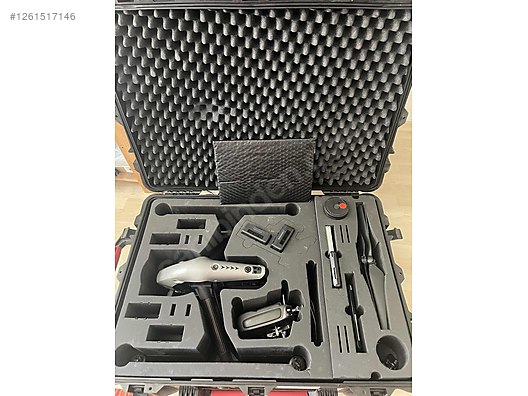 DJI Inspire 2 + X5S kamera + çanta + 45mm lens + aksesuarlar DJI Inspire 2 + X5S kamera + çanta + 45mm lens + aksesuarlar