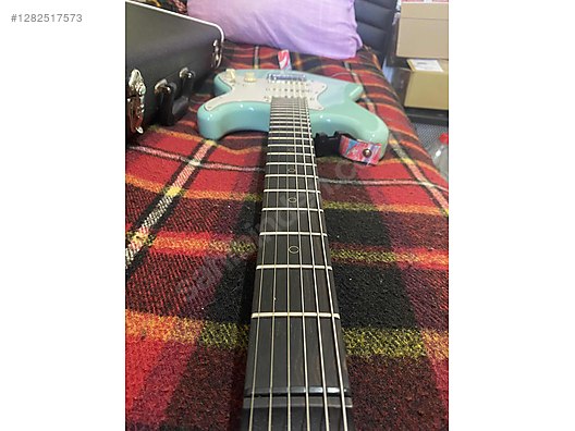 Schecter Elektro Gitar