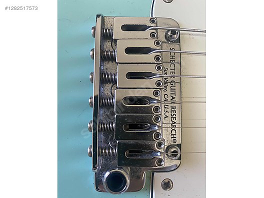 Schecter Elektro Gitar