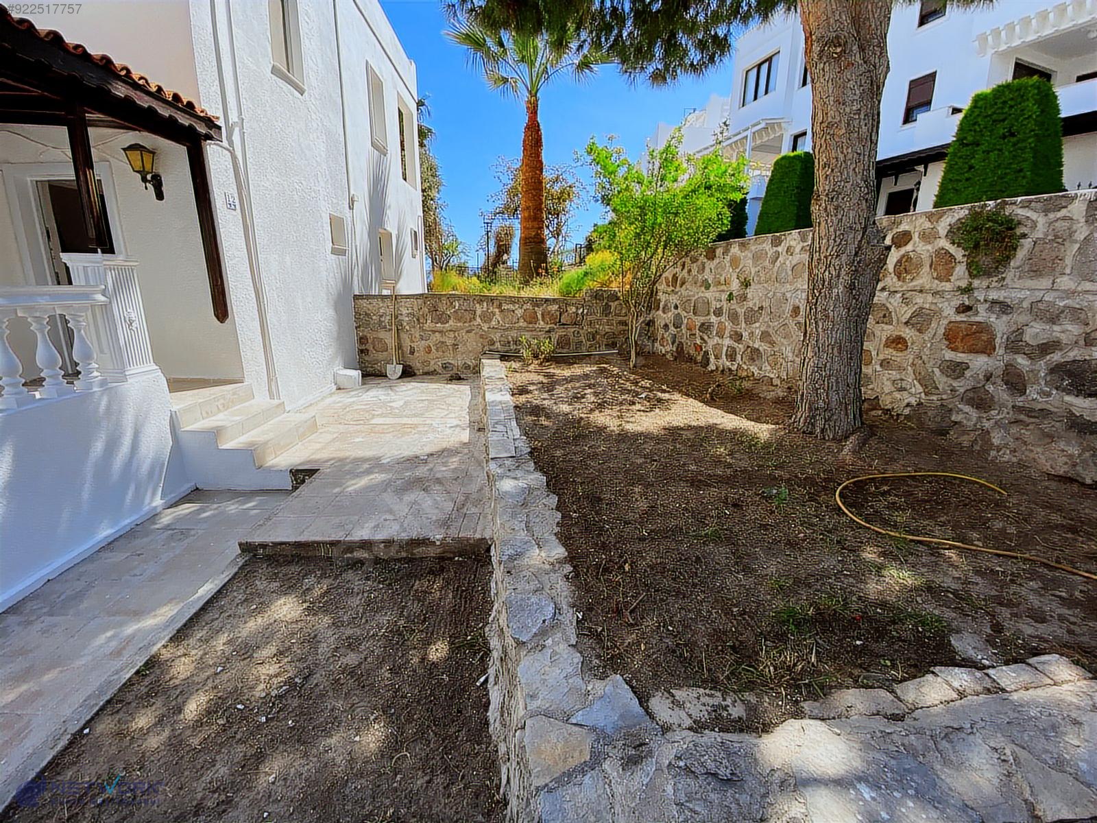 Bodrum Akyarlar Satılık Denize 4OO mt Mesafede Müstakil Villa Satılık