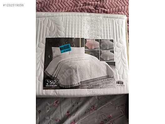 Used & Brand New Items / Home Decor / Home Textiles / Bedspread