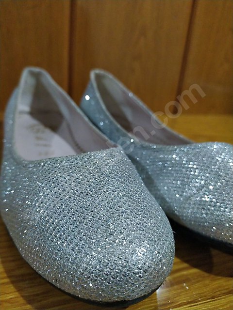 Simli babet ayakkabı