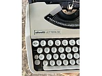 olivetti lettera 82