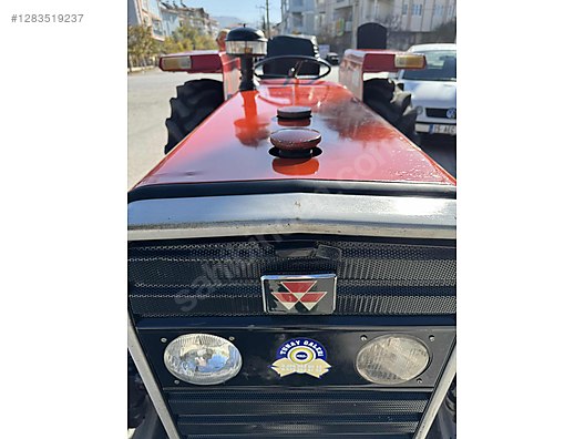 Machinery / Agricultural Machines / Tractors / Massey Ferguson / 240 S