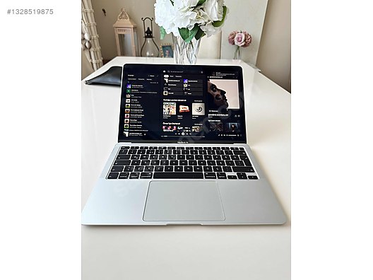 Apple Macbook / Macbook air 13' tertemiz çiziksiz kullanılmadı