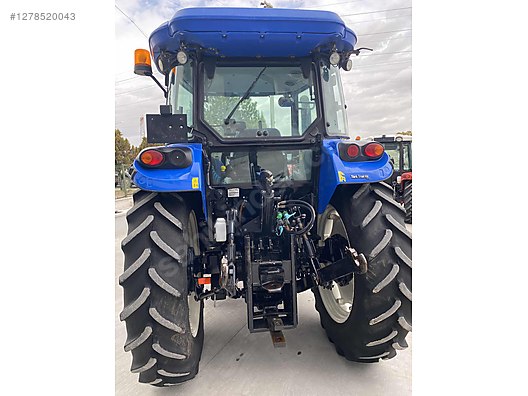 Machinery / Agricultural Machines / Tractors / New Holland / TD5.90