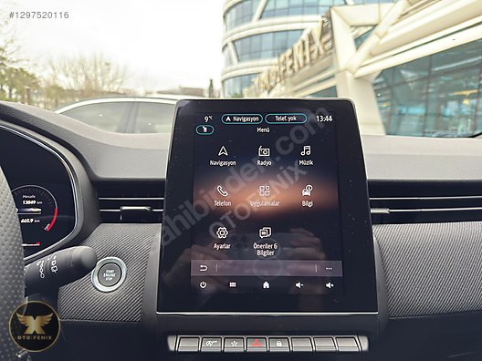 OTOFENİX 2024 RENAULT CLIO 1.0 TCe TESLA EKRAN HATASIZ 13.849 KM