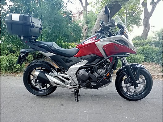 HATASIZ SIFIR KONDİSYONDA NC 750X DCT. AKSESUARLI. #1257520159