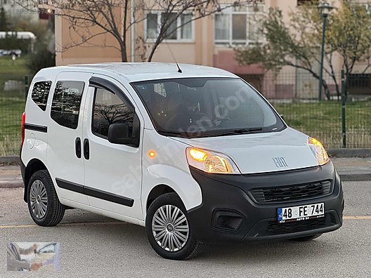 Vasıta / Minivan & Panelvan / Fiat / Fiorino Combi / 1.3 Multijet Active