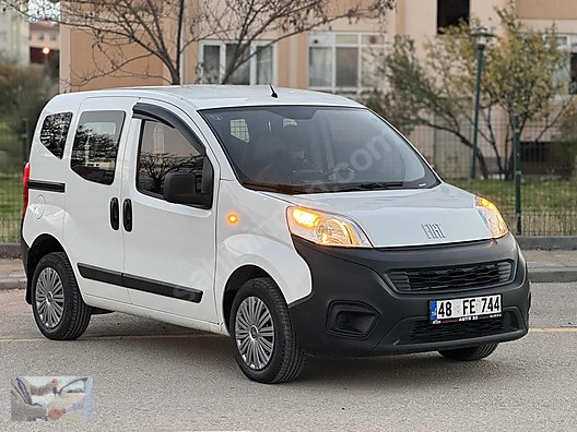 Vasıta / Minivan & Panelvan / Fiat / Fiorino Combi / 1.3 Multijet Active