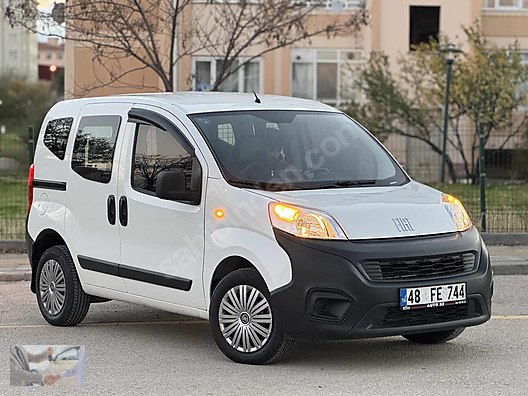 Vasıta / Minivan & Panelvan / Fiat / Fiorino Combi / 1.3 Multijet Active