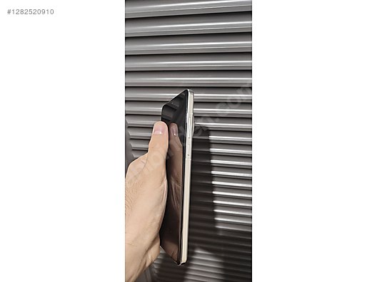 Used & Brand New Items / Cell Phones & Accessories / Cell Phones / OnePlus / 13