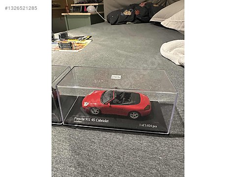 Minichamps Diecast Model 1:43 Porsche Araba - 1326521285
