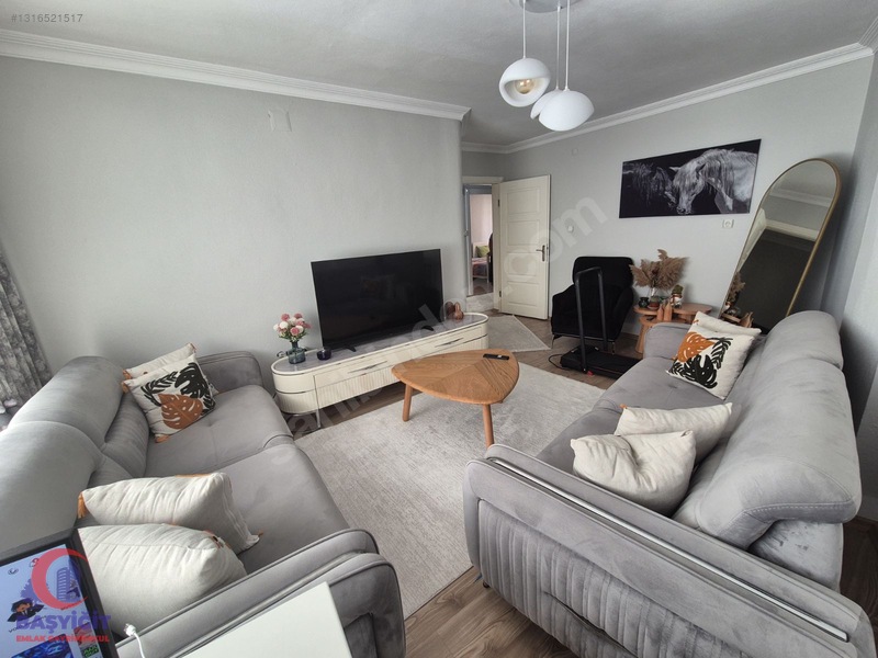 İNEGÖL'DE MERKEZİ KONUMDA SATILIK TEMİZ 3+1 DUBLEX DAİRE