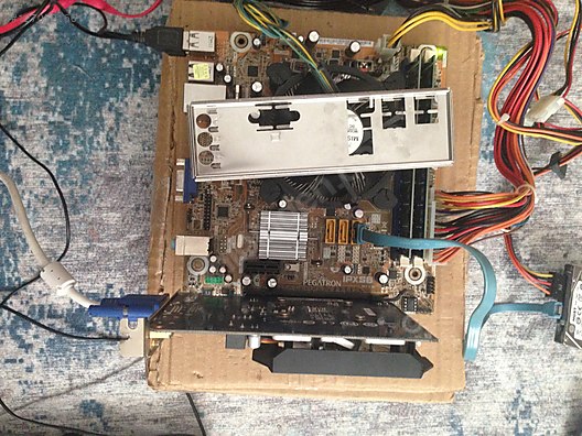 PEGATRON IPXSB-h61 +İ5 2400 4 ÇEK 6m İŞL DDR3 ANAKART - Anakart ve Tüm Masaüstü Bilgisayar Parçaları sahibinden.com'da