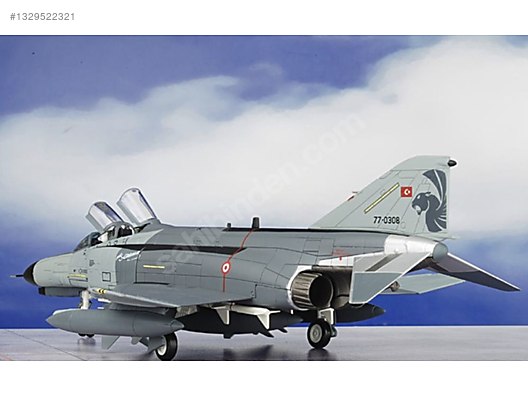 Hobby Master 1:72 Air Power Series HA1937 F-4E Phantom on