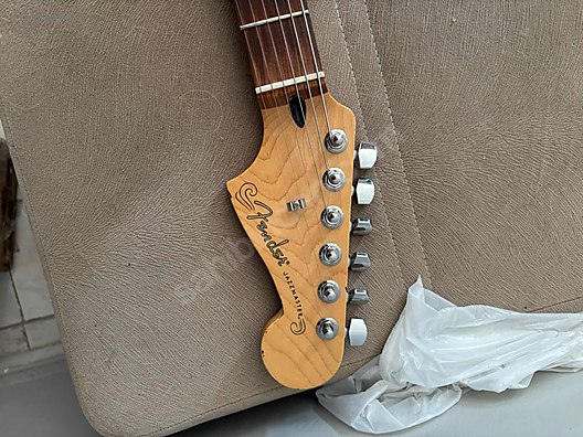 İkinci El ve Sıfır Alışveriş / Müzik / Müzik Aletleri / Telli Çalgılar / Gitar / Elektro